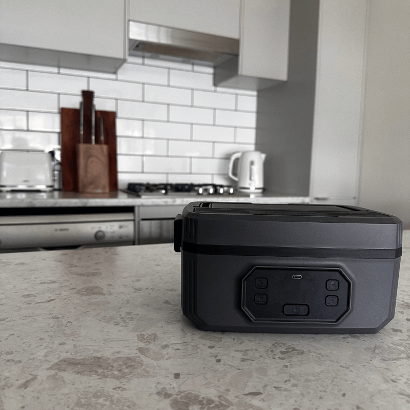 Roam Essentials™ Large Capacity Heated Lunchbox