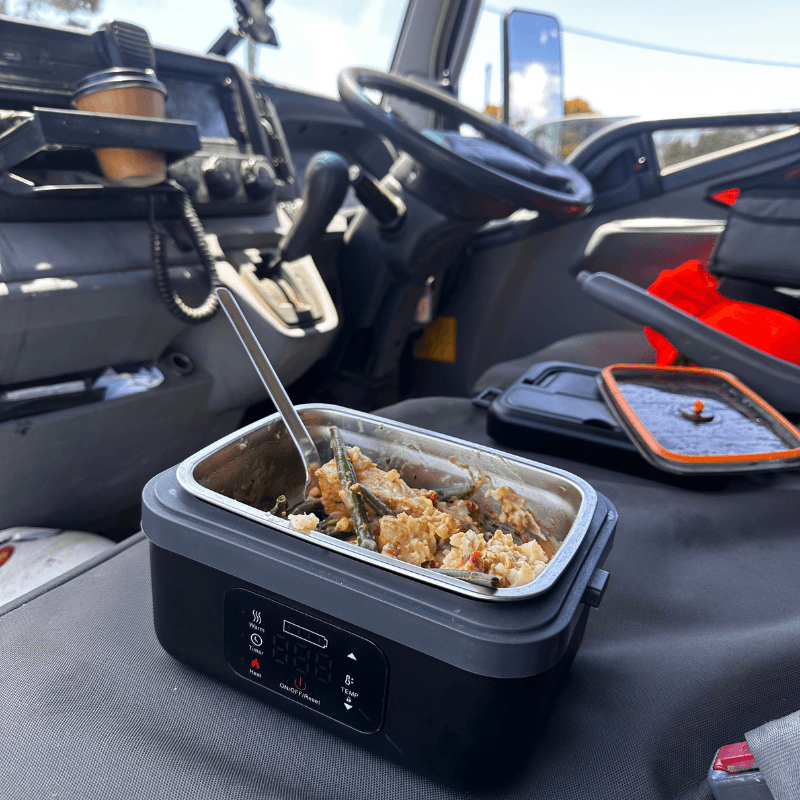 Roam Essentials™ 1L Premium Heated Lunchbox Kit