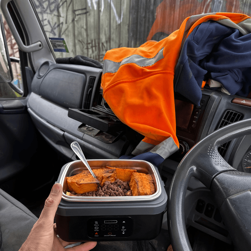 Roam Essentials™ 1L Premium Heated Lunchbox Kit